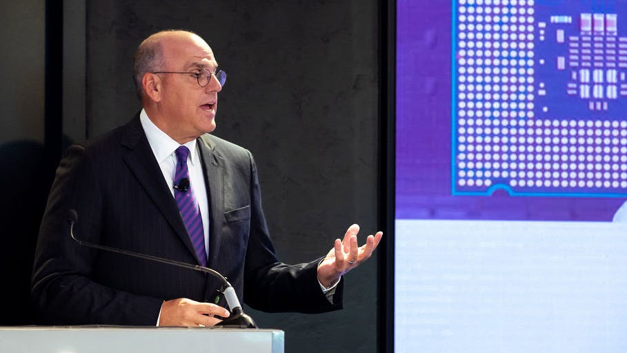 David Sewell speaking at Solstice's inaugural investor day, which was held last October prior to its separation from Honeywell International.