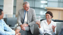 edge_executives_talking_14978405_yuri_arcurs_dream