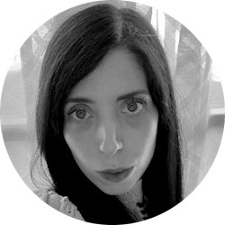 contactalexisgbwcircle2 contactalexisgbwcircle2